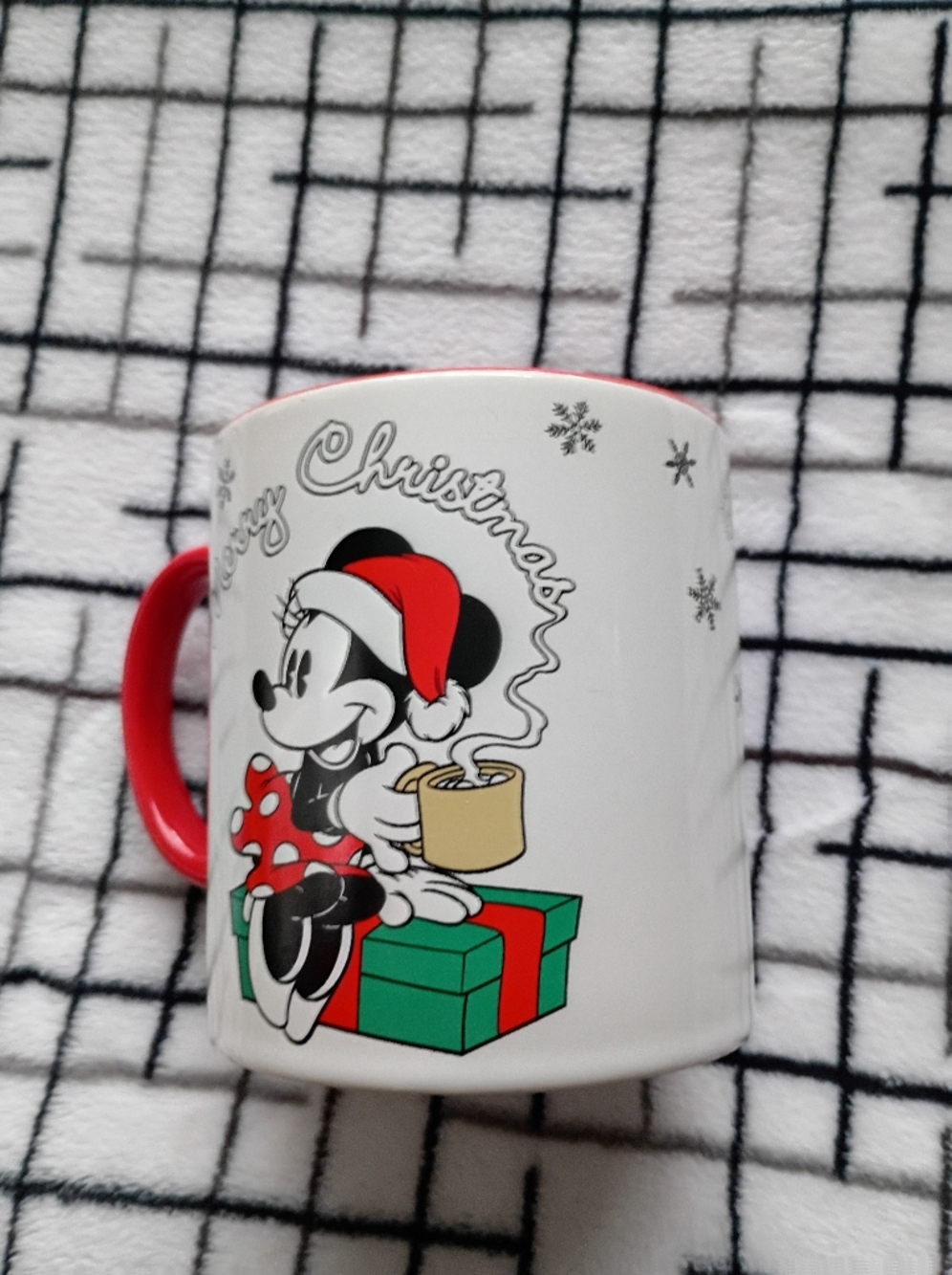 Disney Merry Christmas Minnie Mouse Mug NO FLAWS